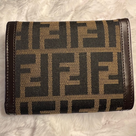 Authentic FENDI trifold wallet (like NEW) - Picture 3 of 13
